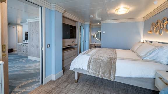 Ship accomodation